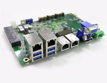 Carrier Board in EPIC Form Factor-4